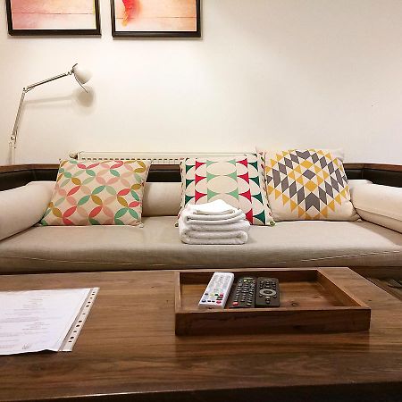Shanghai Lane Ngoại thất bức ảnh